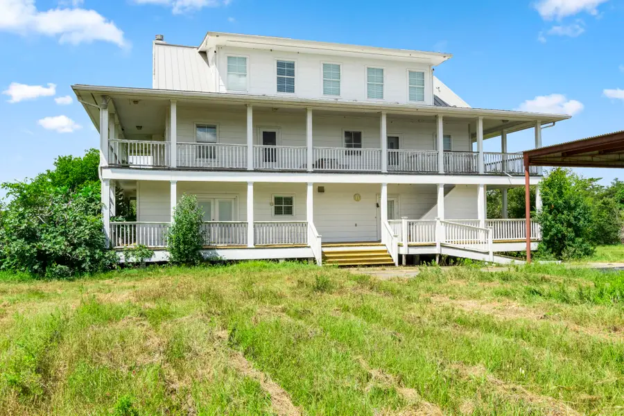 812 W Tobias Road, Ellinger, TX 78938 - #3