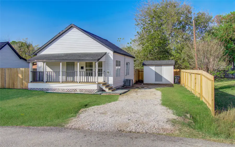 1301 Southgate Drive, Rosenberg, TX 77471 - Image #2