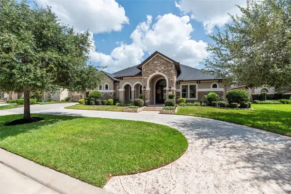 10114 E Frio River Circle N, Cypress, TX 77433