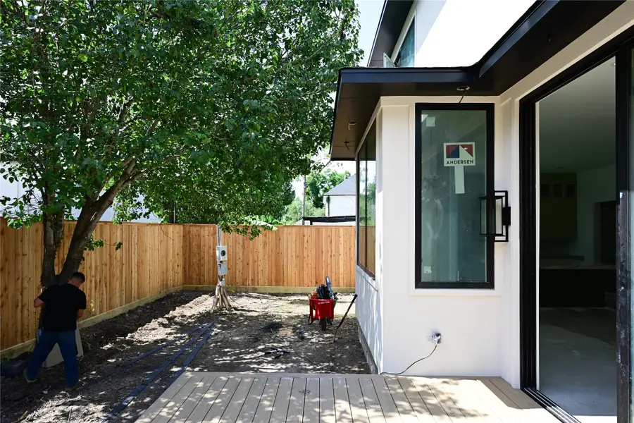 6107 Lake Street, Houston, TX 77005 - #2
