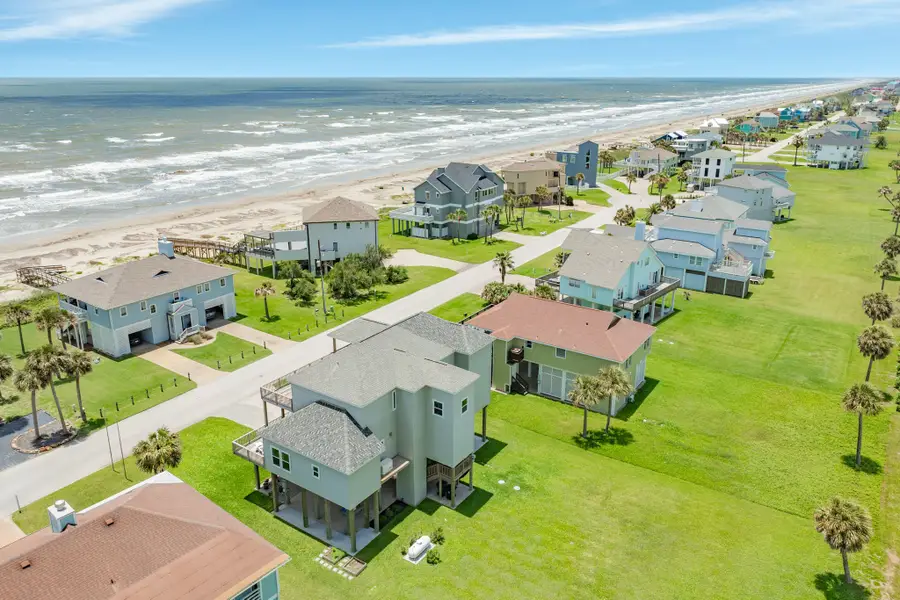 18502 E De Vaca, Galveston, TX 77554 - #3