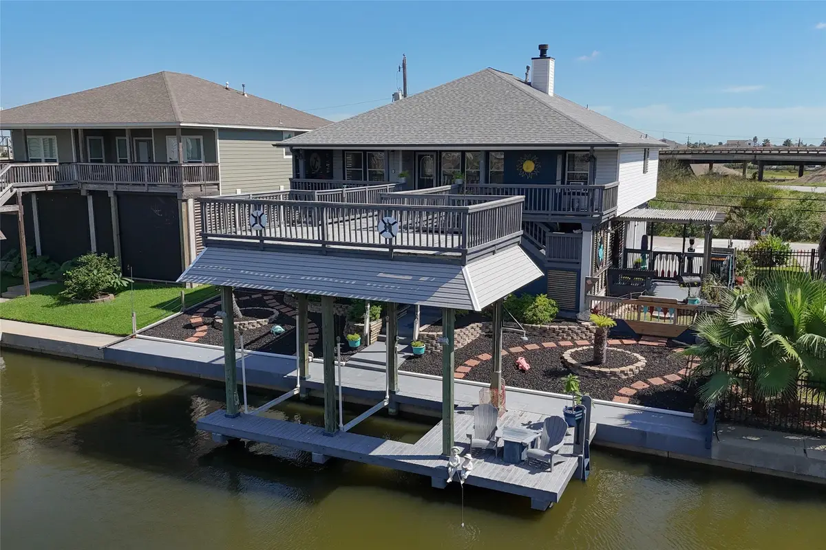 49 N Omega Street, La Marque, TX 77568 - #1