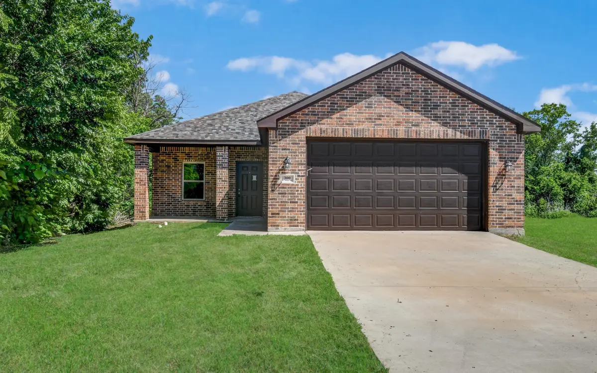 300 Pine Street, Forney, TX 75126 - #1