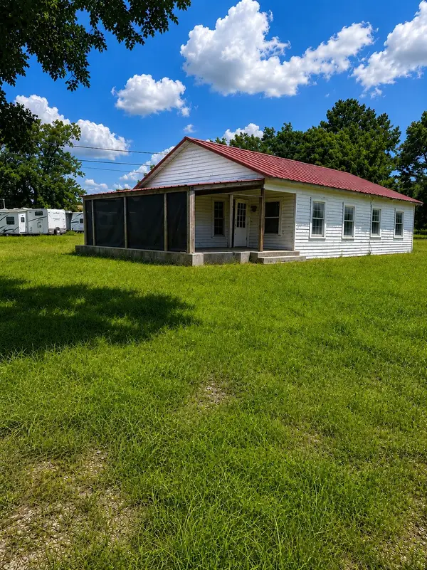 731 Martin Luther King Drive, Montgomery, TX 77356