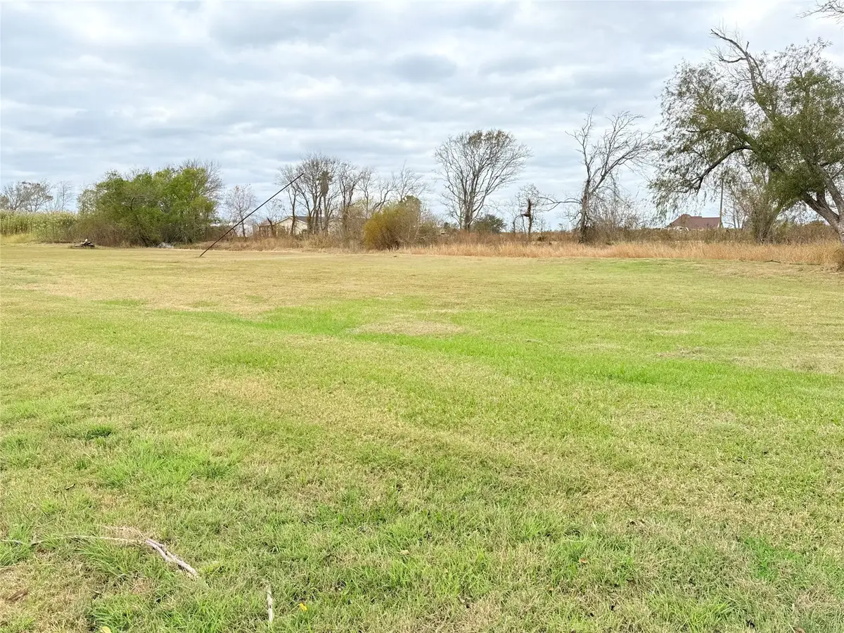 0 Cr-212, Angleton, TX 77515 - Image #1