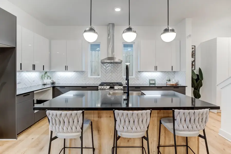 5502 Texas Street, Houston, TX 77011 - #3