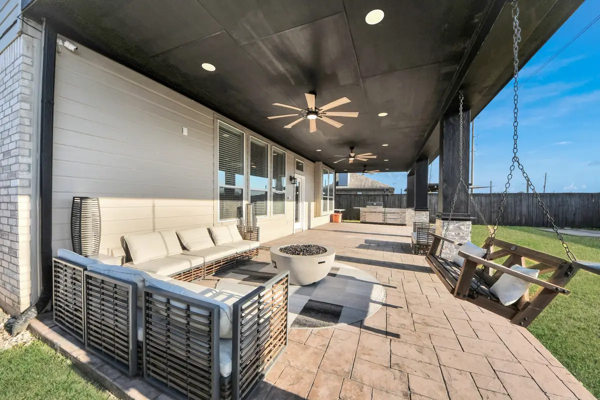 118 Schaffer Street, Baytown, TX 77523 - #1