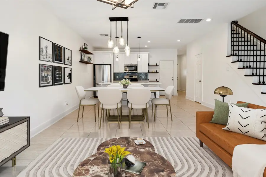 205 E 43rd Street, Houston, TX 77018 - Image #2