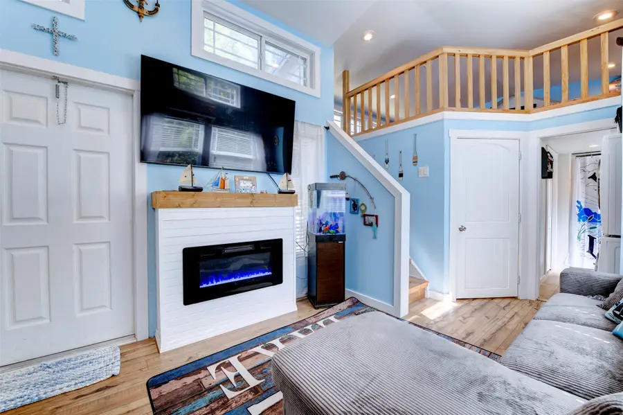 664 Jensen Drive, Cleveland, TX 77327 - Image #2