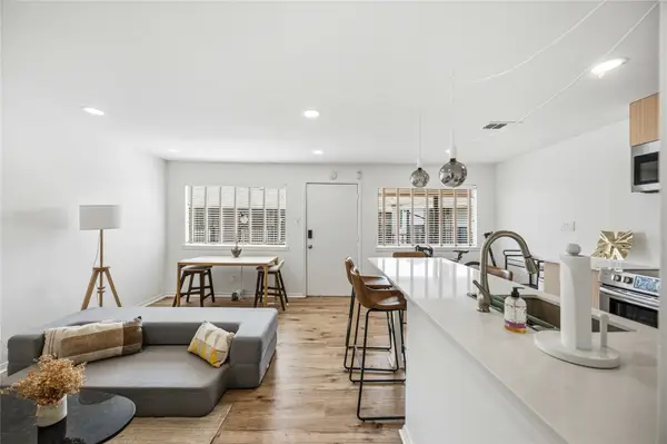 309 Stratford Street #9, Houston, TX 77006
