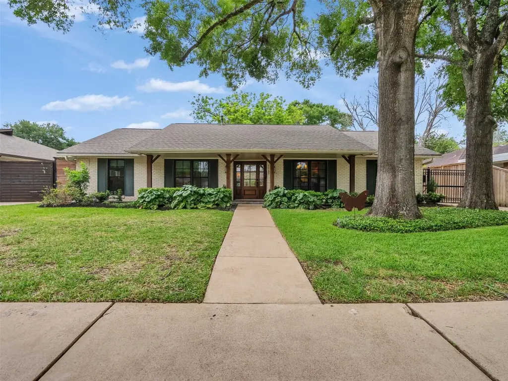 7727 Meadowvale Drive, Houston, TX 77063 - #1
