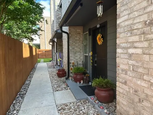 2718 Old Field Drive, San Antonio, TX 78247