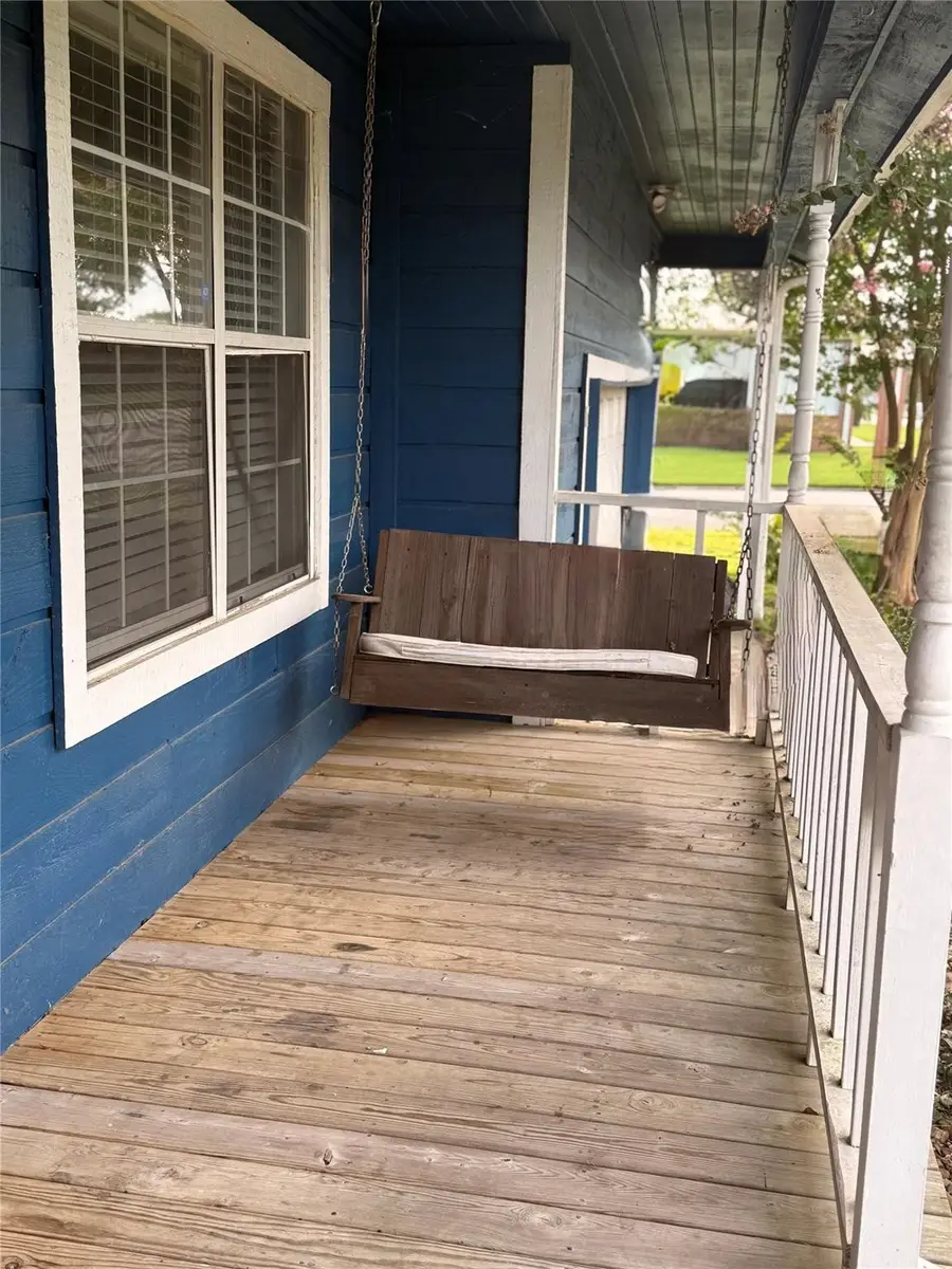 210 E North Street, Livingston, TX 77351 - #2