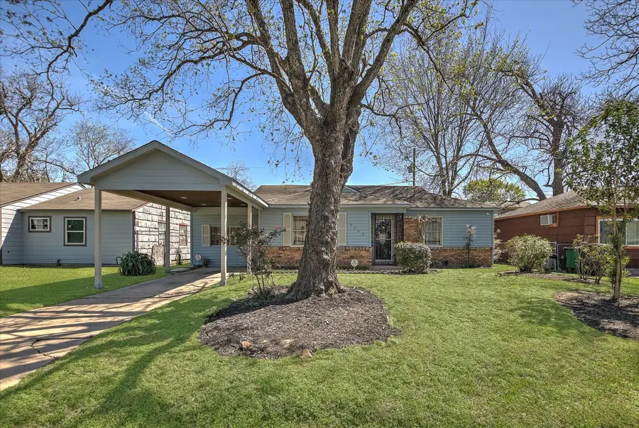 9309 Cathedral Drive, Houston, TX 77051 - #3