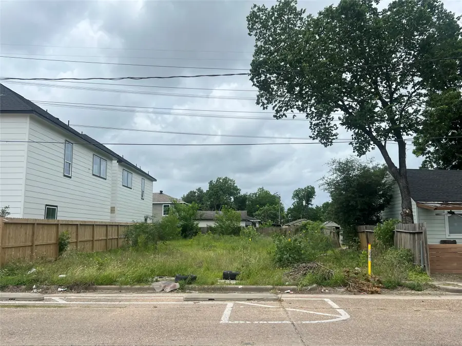 2805 Elysian Street, Houston, TX 77009 - #2
