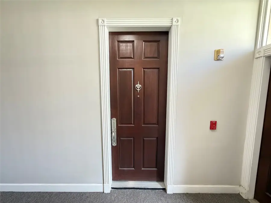 4515 Briar Hollow Place #315, Houston, TX 77027 - #2