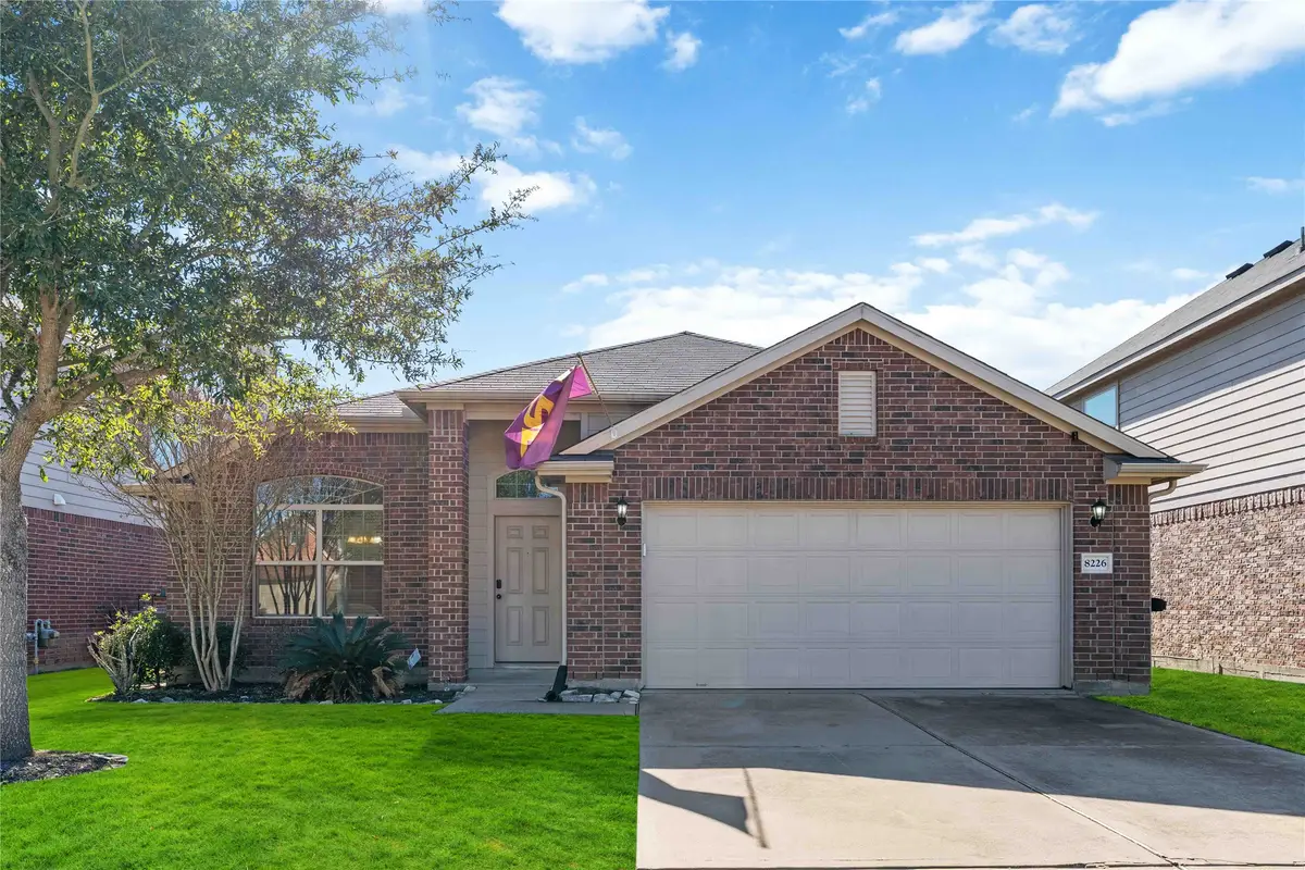 8226 Silent Deep Drive, Rosenberg, TX 77469 - #1