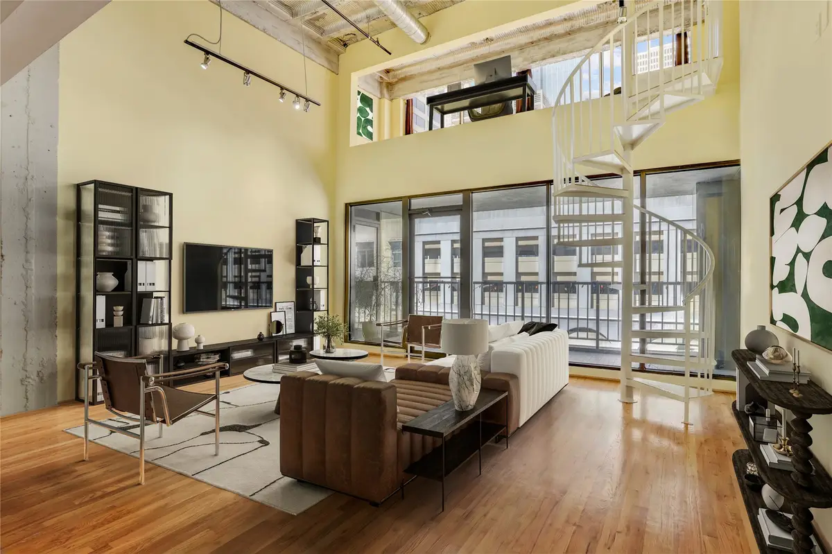 917 Main Street #1107, Houston, TX 77002 - #1