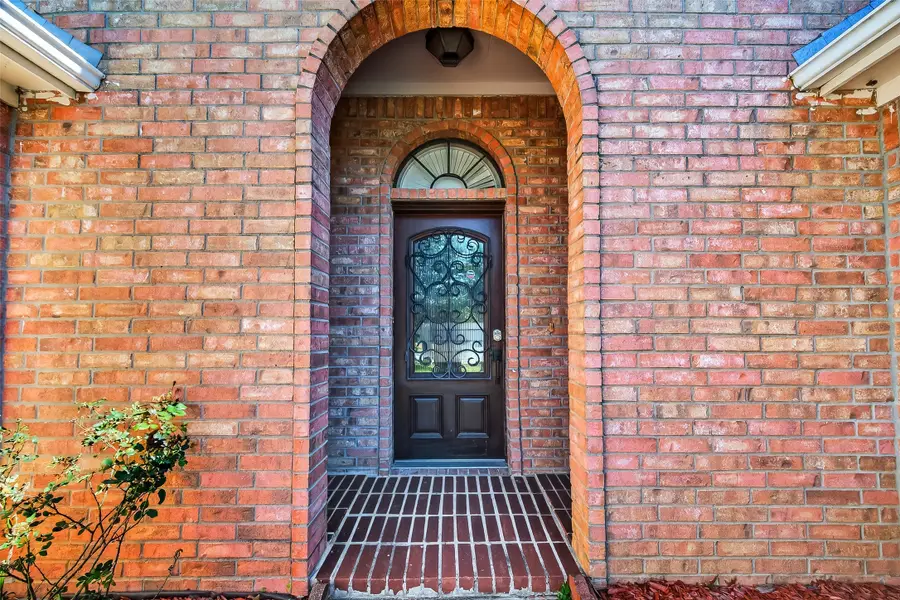 9927 Glenkirk Drive, Houston, TX 77089 - #3