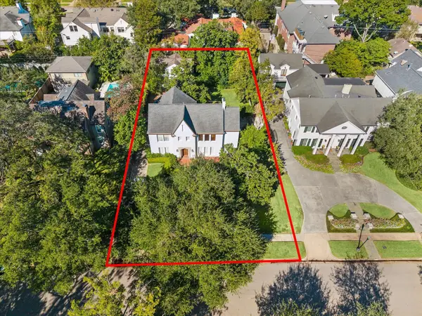 2204 Inwood Drive, Houston, TX 77019