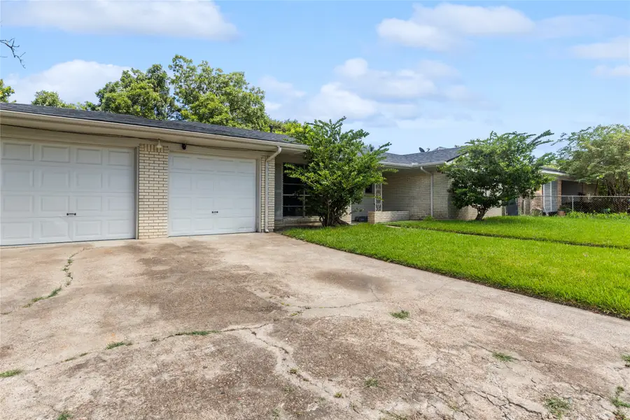 7 Richards Courts, La Marque, TX 77568 - #3