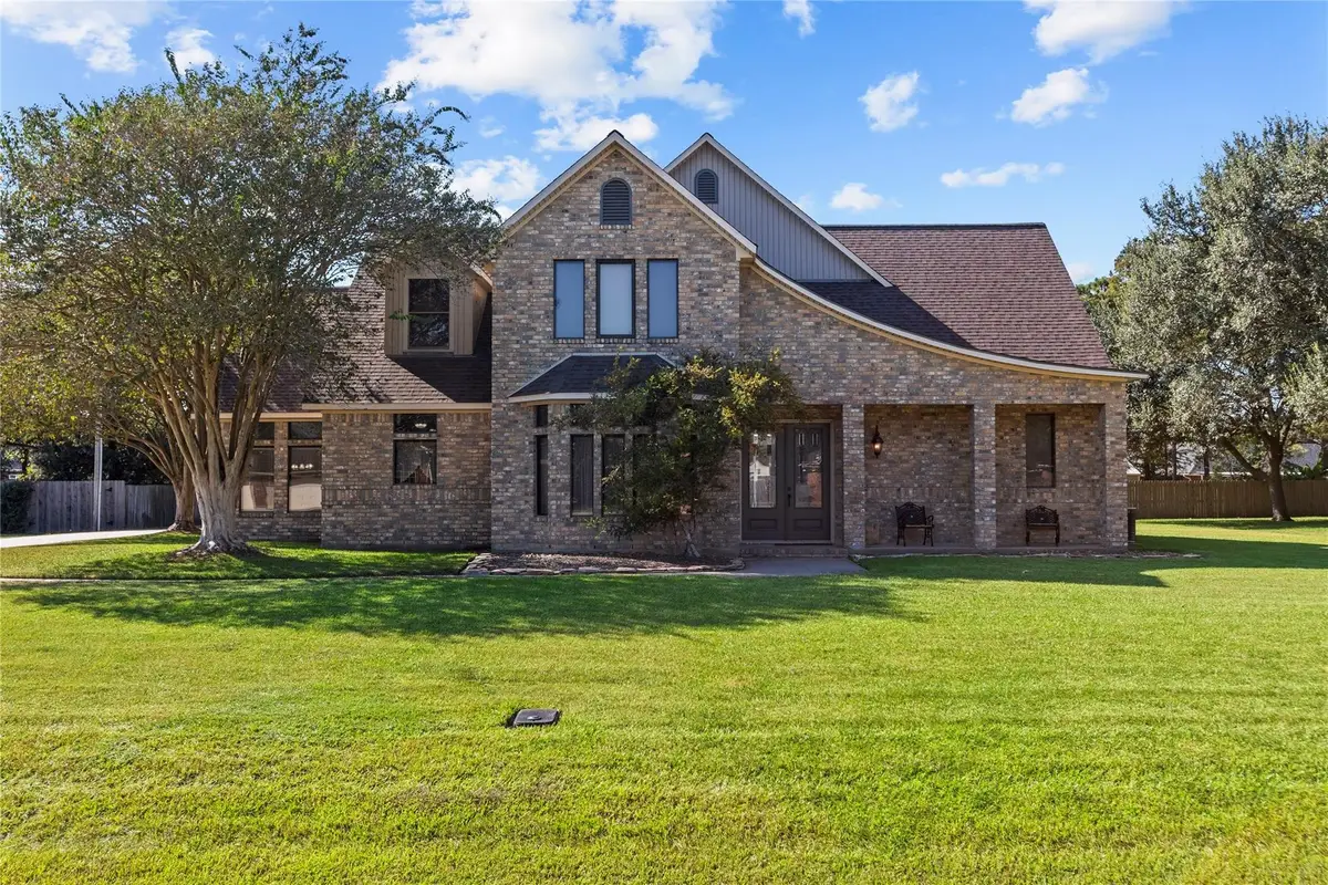 12315 Fisher Drive, Monterey Belvieu, TX 77523 - #1
