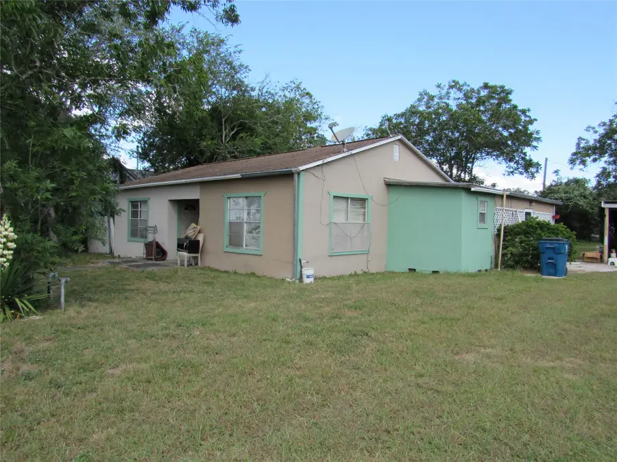 740 E Franklin Street, Goliad, TX 77963 - #2