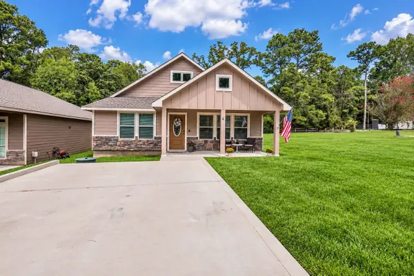 4 Firewood Road, Huntsville, TX 77340