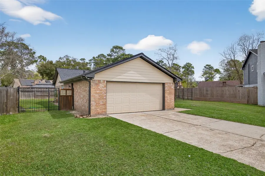 7807 Swallow Park Dr, Humble, TX 77396 - #2