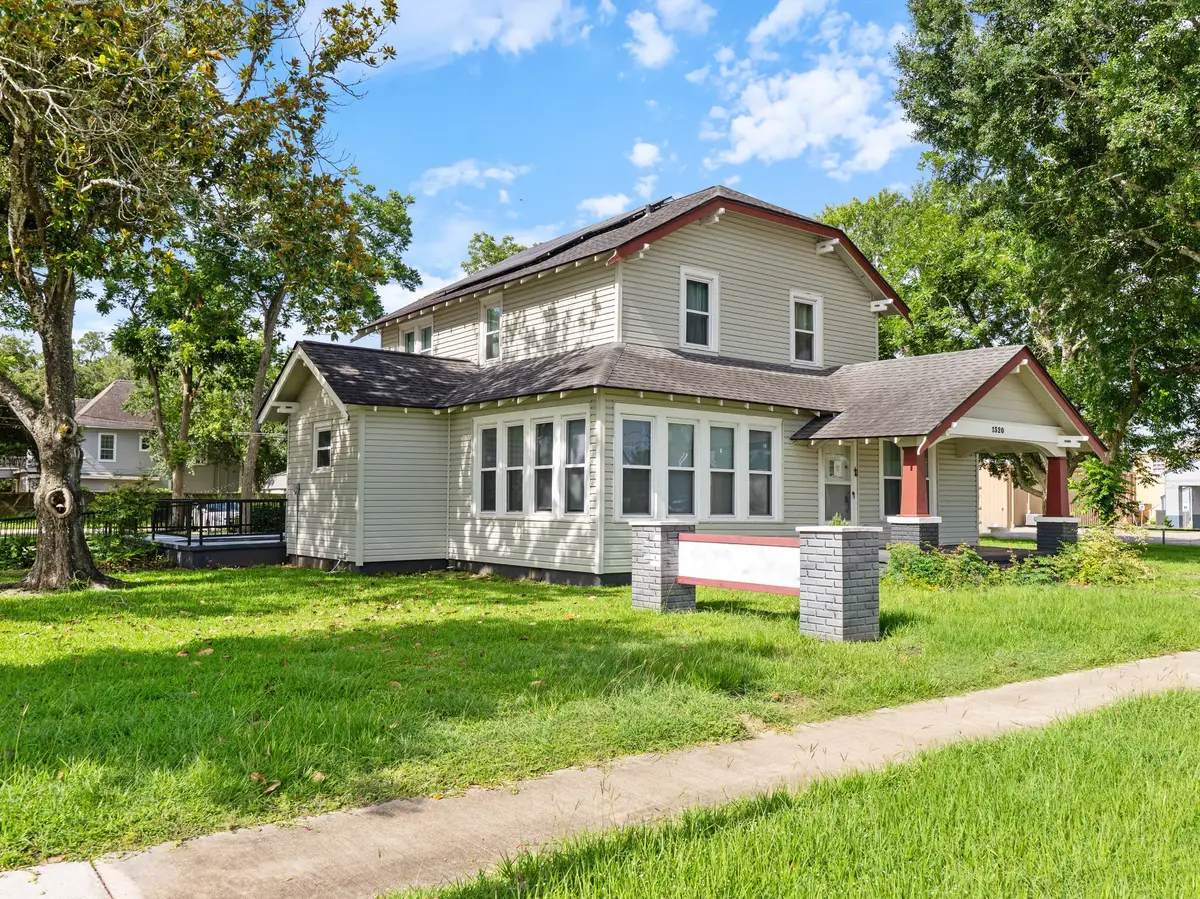 1320 7th Street, Bay City, TX 77414 - #1