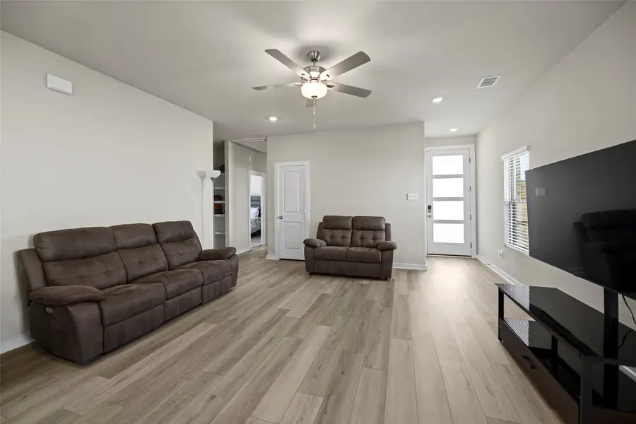 226 Orchard Laurel Drive, Alvin, TX 77511 - #2