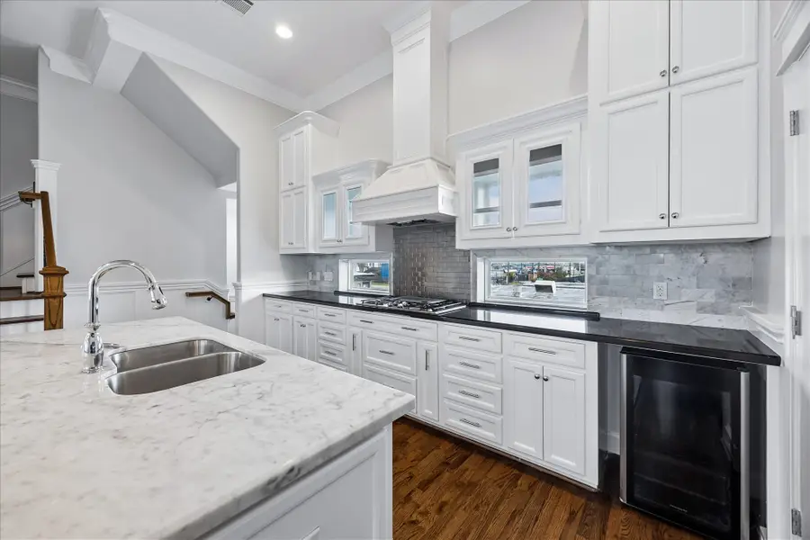 2105 Bidwell Drive, Houston, TX 77018 - #2