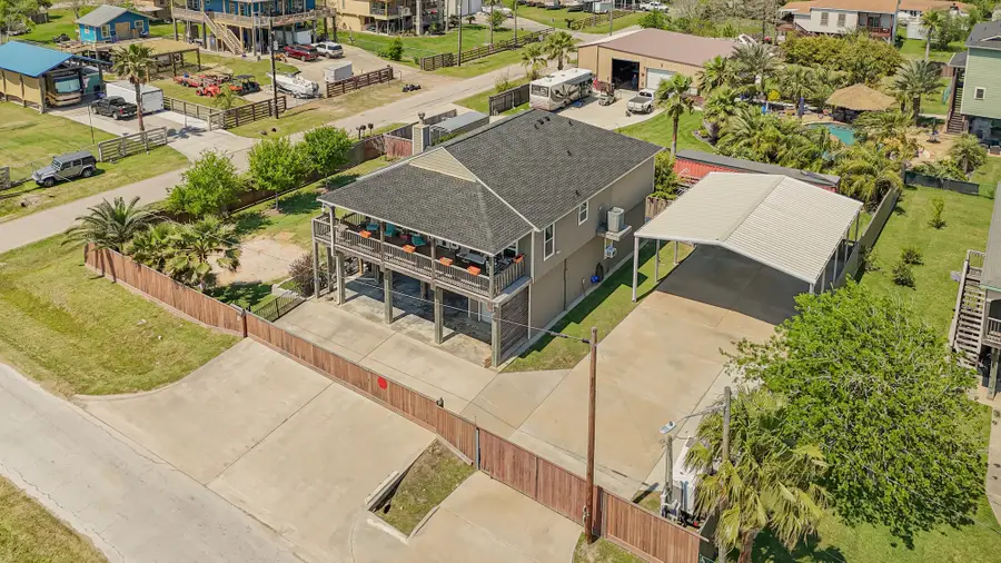 939 8th Street, Dickinson, TX 77539 - #3