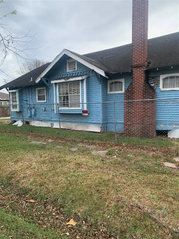 5001 Sherman Street, Houston, TX 77011 - #2