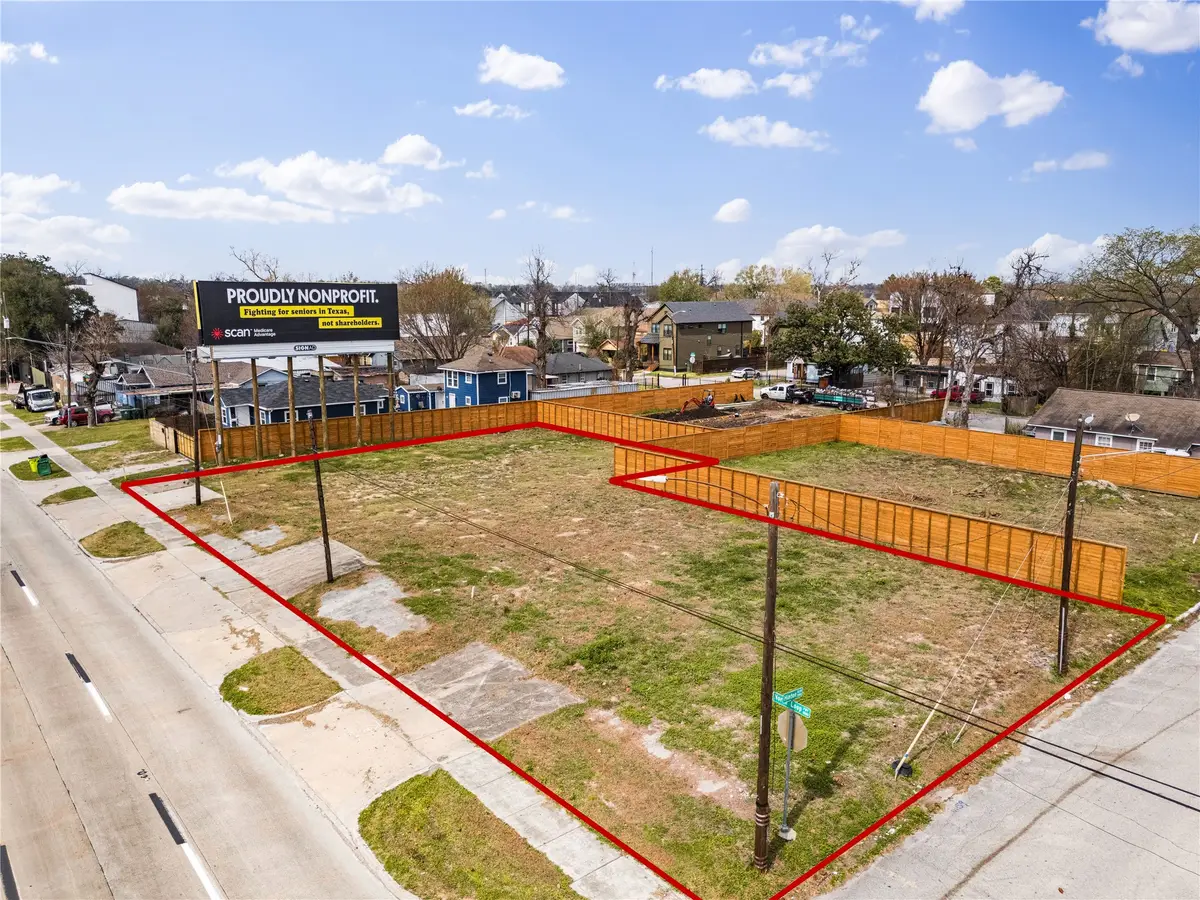 1025 N Loop, Houston, TX 77022 - #1