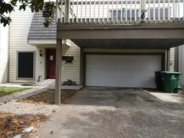 10758 Boardwalk Street, Houston, TX 77042