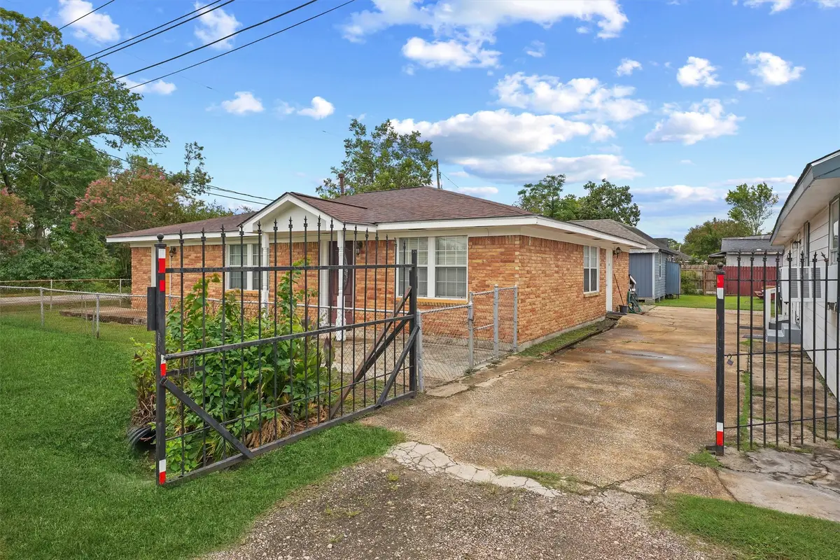 4515 Salina Street, Houston, TX 77026 - #1
