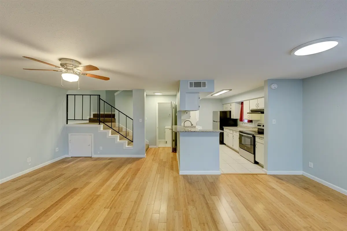 18800 Egret Bay Boulevard #201, Webster, TX 77058 - #1