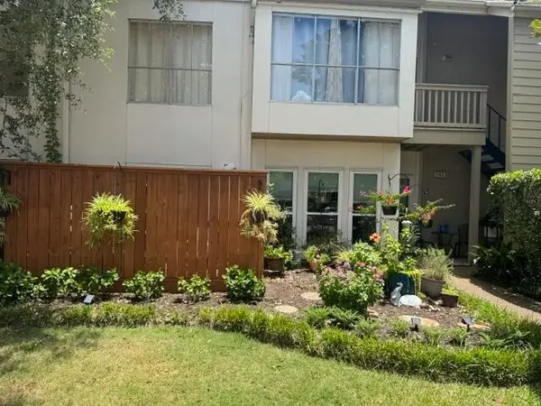 2100 Tanglewilde Street #743, Houston, TX 77063