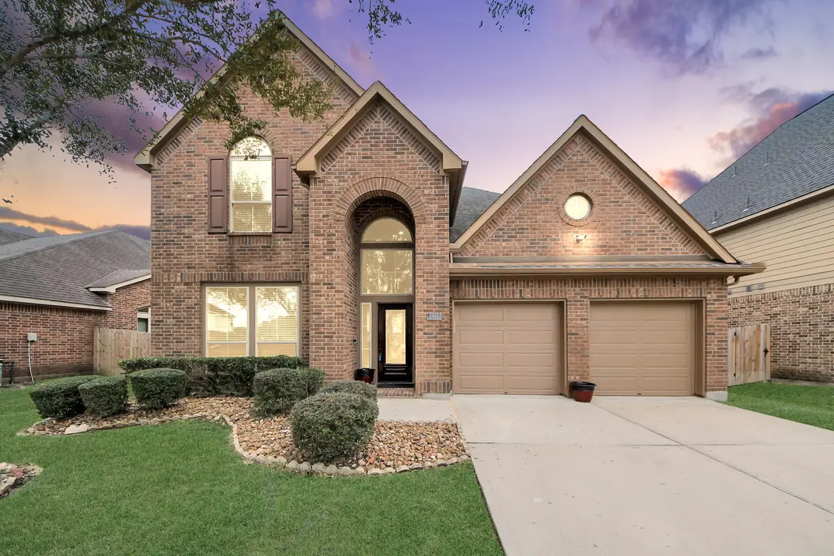 2910 Silhouette Bay, Pearland, TX 77584 - Image #1