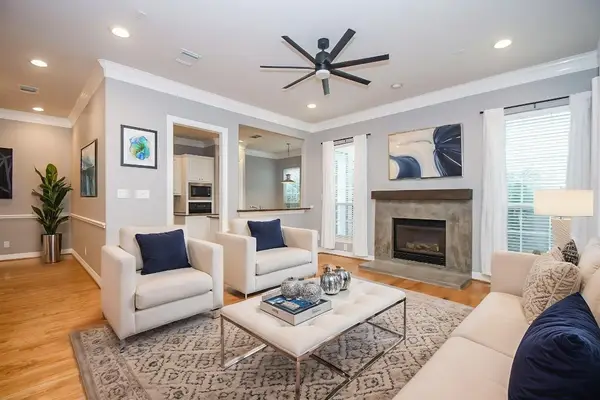 2806 Bering Drive, Houston, TX 77057