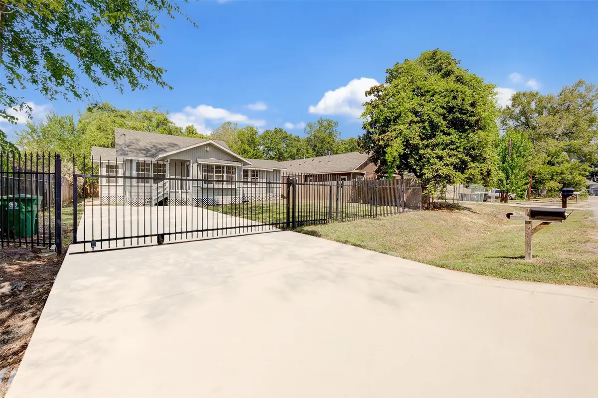8709 Knox Street, Houston, TX 77088 - #1