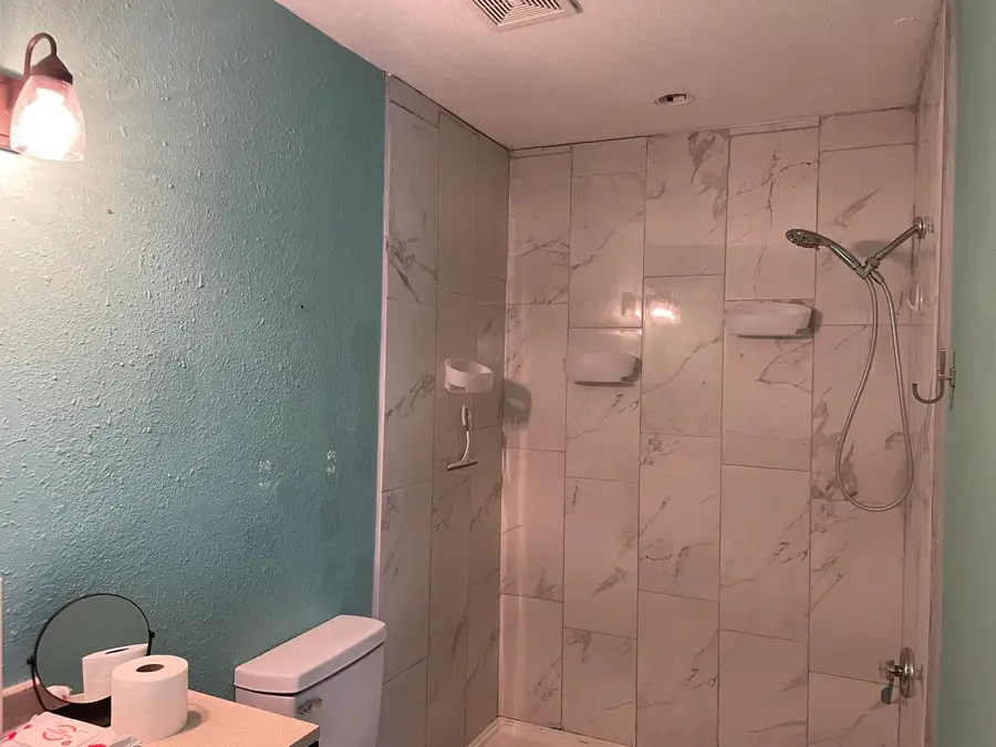 7600 Emmett F Lowry Expressway #706, Texas City, TX 77591 - #2