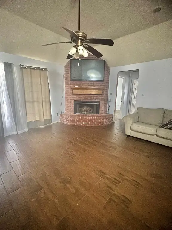 9763 El Chaco Street, Baytown, TX 77521