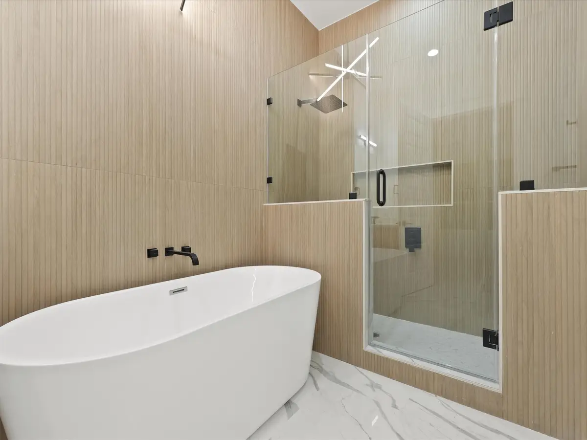 6637 Katarani Drive, Houston, TX 77091 - Image #1