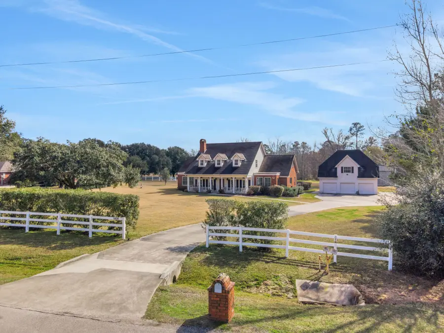 14519 Wildwood Circle, Magnolia, TX 77354 - Image #2