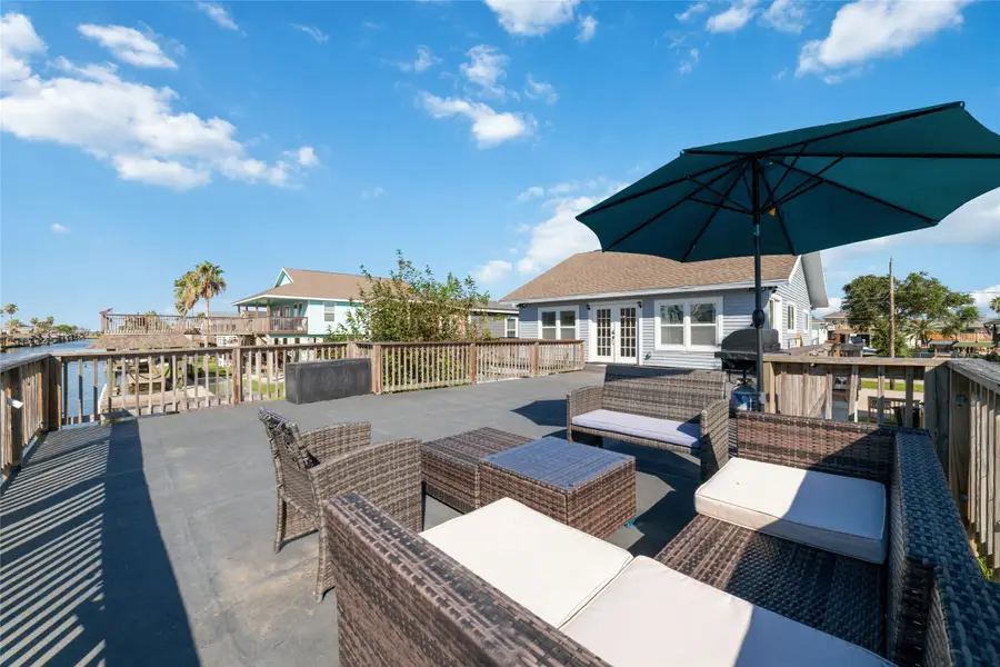 196 Barracuda Street, Bayou Vista, TX 77563 - #3