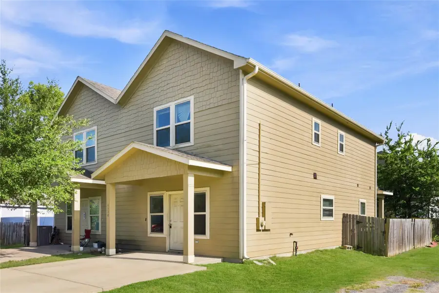 4310 Larkspur Street #A/B, Houston, TX 77051 - #3