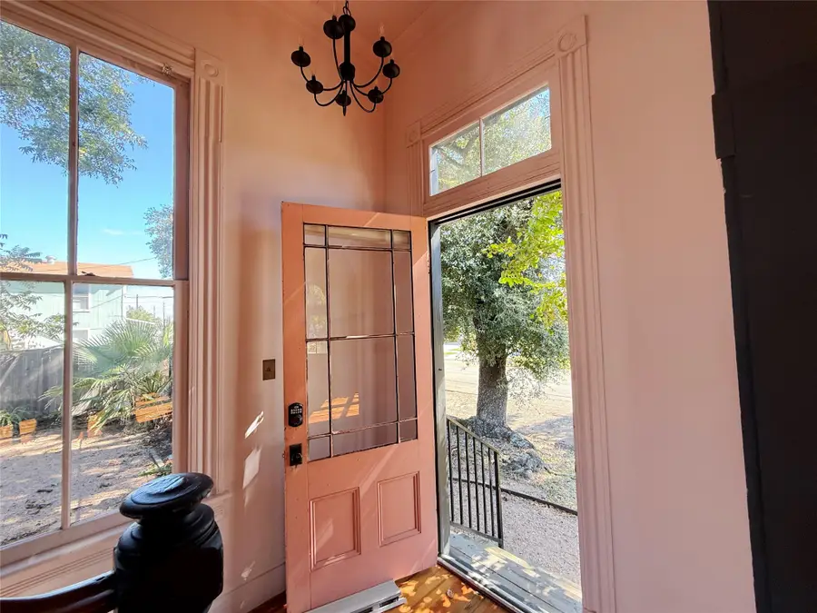 3128 Avenue L, Galveston, TX 77550 - Image #2