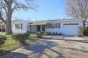 506 Azalea Street, Lake Jackson, TX 77566 - #2